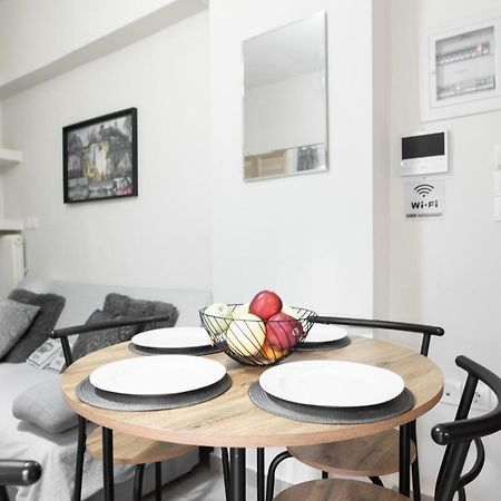 Cozy Cityscape Apartment In Афіни Екстер'єр фото