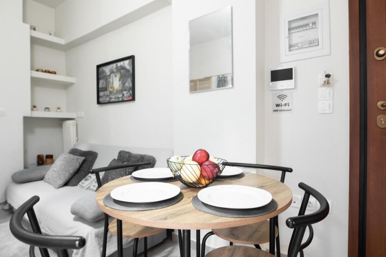 Cozy Cityscape Apartment In Афіни Екстер'єр фото
